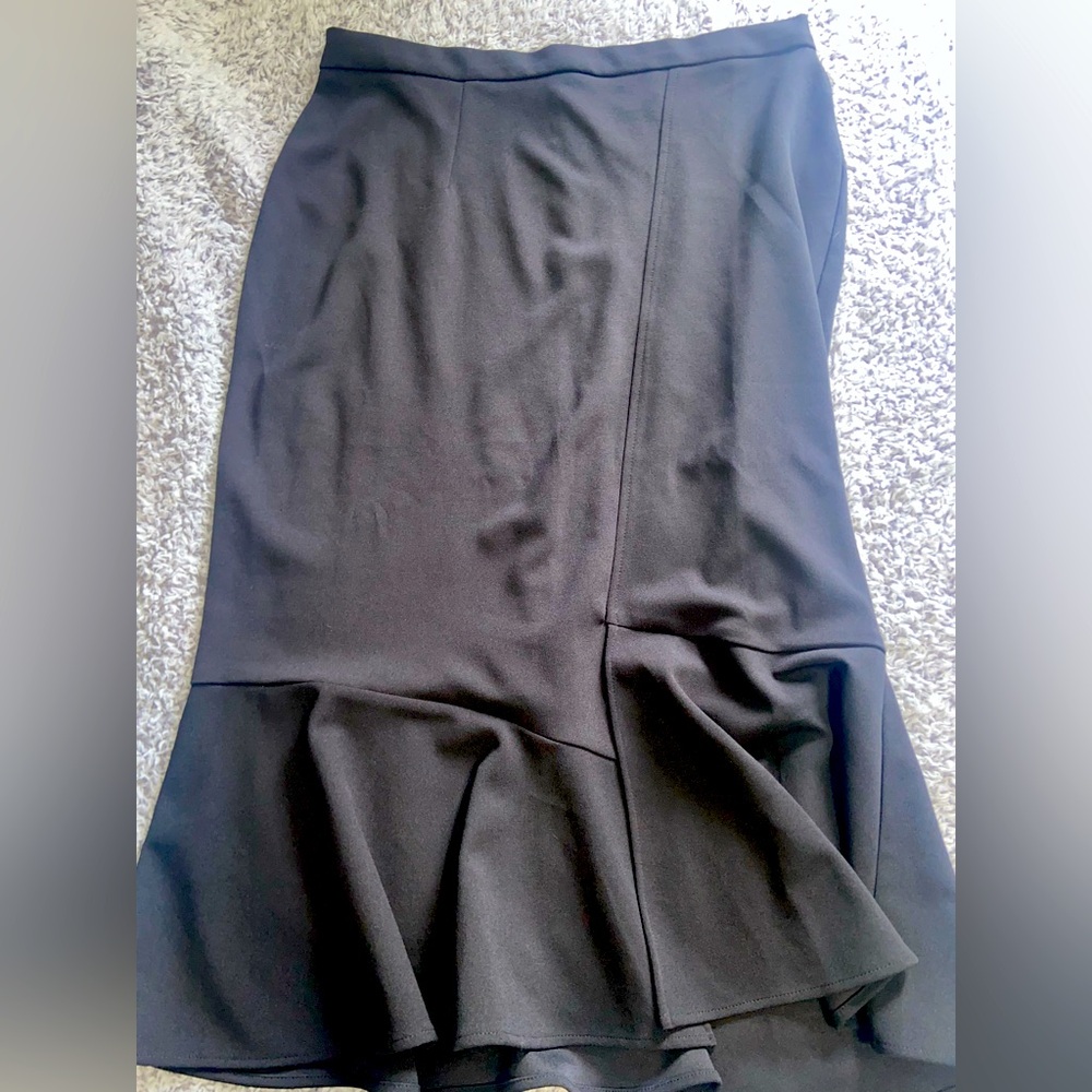 Chic Asymmetrical Black Skirt